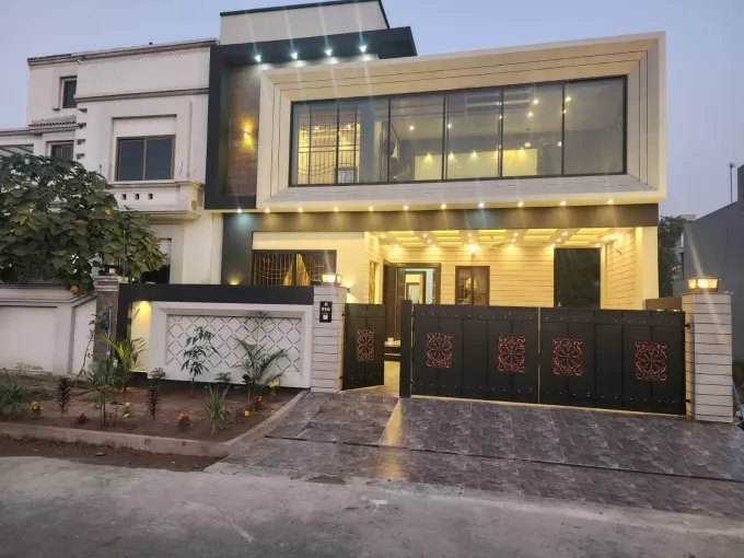 10 Marla Modern House For Sale Facing Park B Block Citi Housing Sialkot